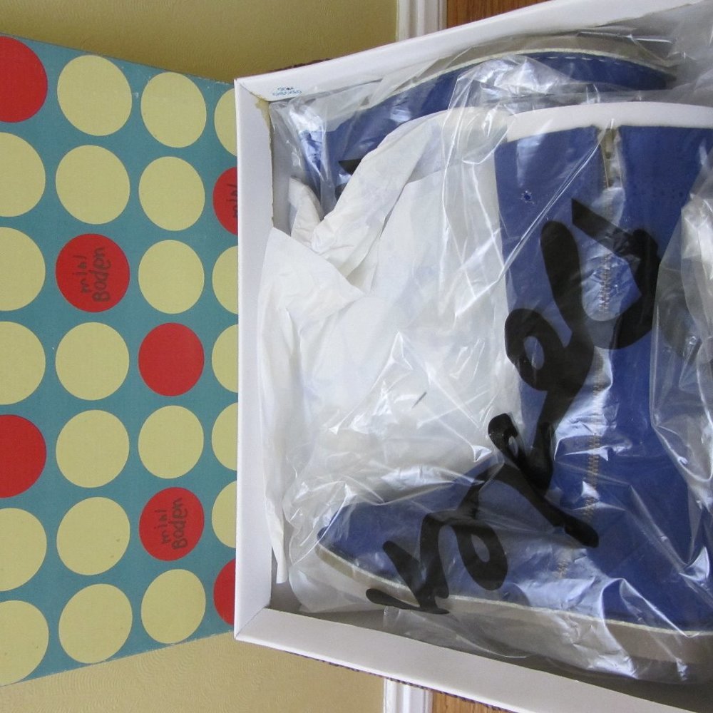 Girls purple leather, suede and nubuck boots